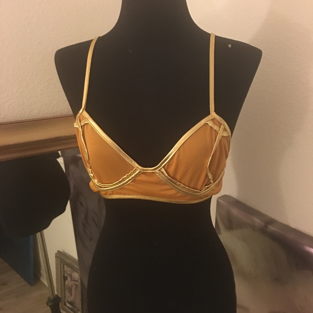 PRINCESS LEA STAR WARS GOLD BRALETTE SIZE MEDIUM
